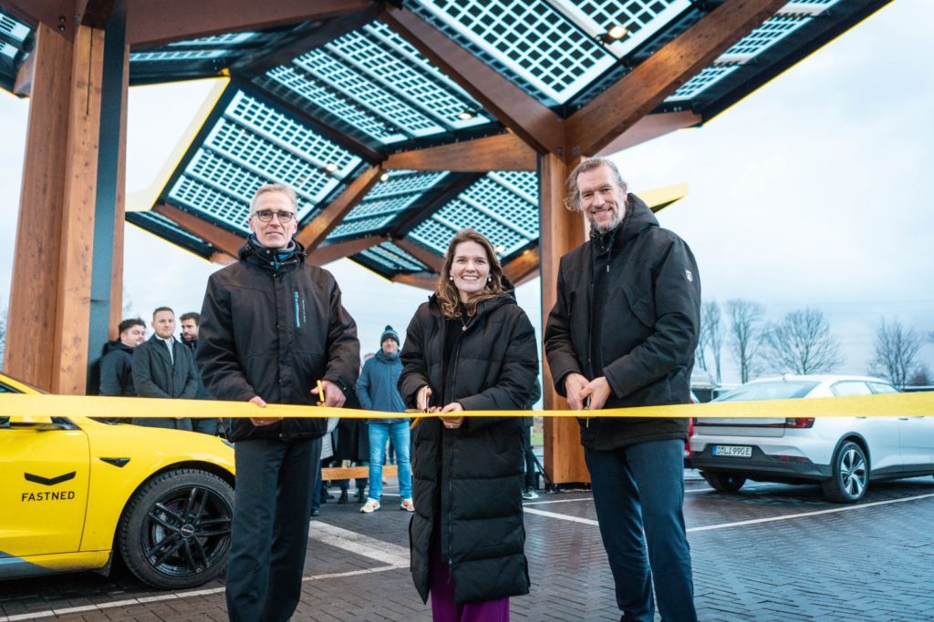Pioneer Fastned: Opening Of The First Fast-charging Station In The German Network