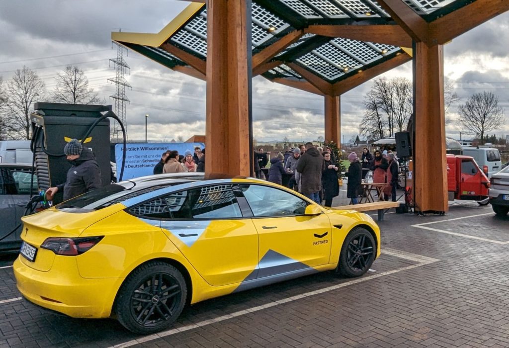 Pioneer Fastned: Opening Of The First Fast-charging Station In The German Network